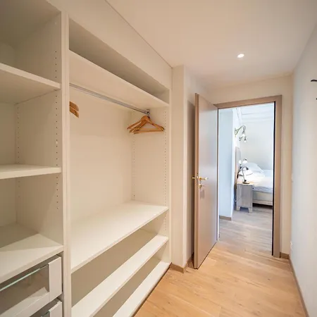 Au Major Davel Hotel Cully