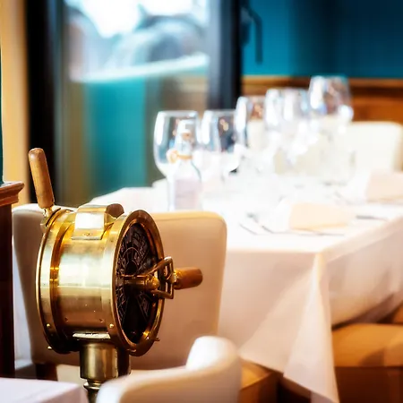 Au Major Davel Cully